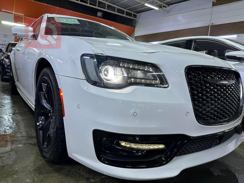 Chrysler 300